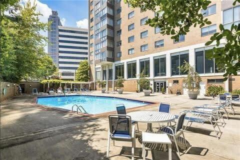 Downtown Atl Condo Onsite Parking King Bed & Bonus Room Lm1901 Atlanta Exteriör bild